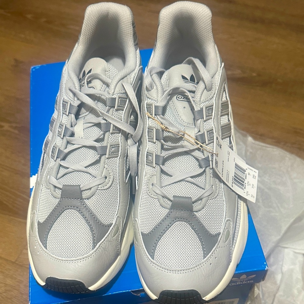 adidas Light teiple  Gray Running Shoes ozmillen if4250 new